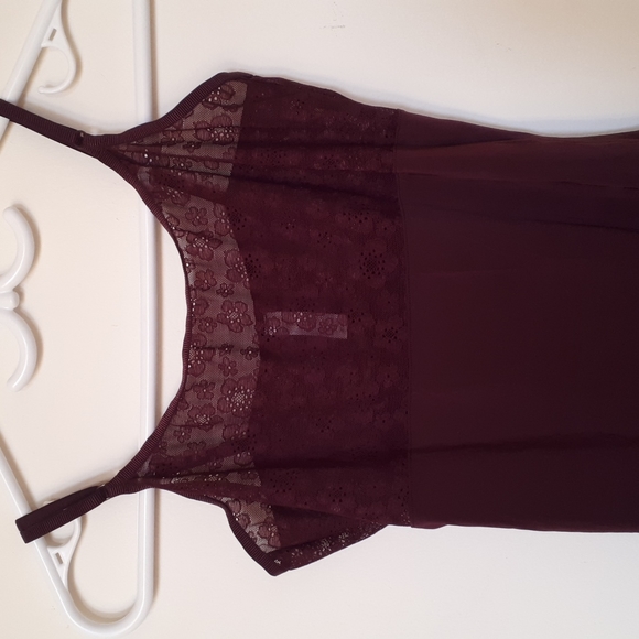 Gap Body Suit, lace detail. - Picture 2 of 3